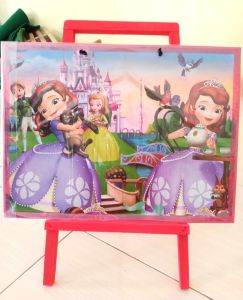 alat tulis anak satu set/papan tulis anak dengan kaki/white board anak dengan penyangga/papan tulis kerakter dengan kaki/alas papan tulis/papan tulis anak dengan penyangga kayu/papan tulis anak lengkap murah/papan tulis anak bisa di hapus