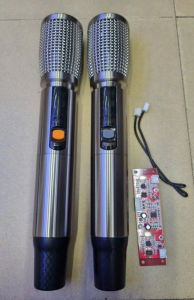 Mic Loa kéo Cao Cấp BT âm thanh hay sóng xa ổn định ít hú rít.