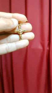 Original Anti-usog St. Benedict Exorcism Crucifix Baby/Adult Pin for Anti-usog Anti-balis Anti-diwata Anti-incanto etc. Protection Against Bad Spirit. 18K non Tarnish Stainless Gold