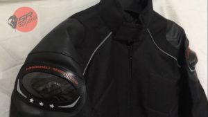 Jaket Touring ST Hitam: Pelindung Bahu & Sikut
