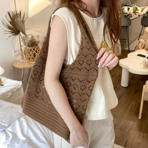 XFZHG Vintage Knitted Tote Handbag Bohemian Hollowed Out Womens Daily Handbag Elegant Large Capacity Beach Tote Bag Female