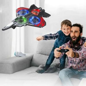 TEA7146 ระบบตรวจจับแรงโน้มถ่วง รีโมทคอนโทรล โฟมไฟท์เตอร์ ชาร์จใหม่ได้ โฟม EPP ของเล่นเฮลิคอปเตอร์สี่มอเตอร์ โมเดลขนาดเล็ก ทนทาน เครื่องบินเจ็ท RC สำหรับงานอดิเรก สำหรับเด็กเล็ก เด็กวัยเตาะแตะ