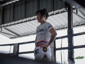 เสื้อยืด RISE รุ่น สักยันต์ / เสือโคร่งแฝดด้านหลัง