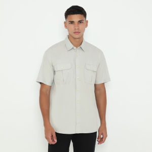 POLICE Kemeja Polos Cotton Kantong Dua Regular Fit Pria