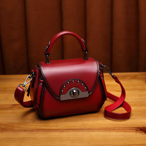 Womens crossbody bag 2023 New trendy summer retro stylish shoulder handbag simple small bag