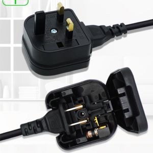 UK Travel Adapter with Fuse US EU AU to UK Plug Adapter Travel Adapter China To SG Plug Adapter with fuse