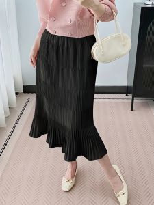 KESHANGYI Satin Pleated Mermaid Skirt High Waist Drapey Hip < unk > Covering Slim Fit Calf < unk > Length Women Half Skirt Elegant Casual Bottom