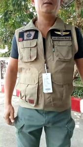 เสื้อกั๊ก กระเป๋าเยอะ สวยทน เบา ดำ/ครีม/กรม/เขียว งานเกรดพรีเมี่ยม สินค้ารับประกัน100%