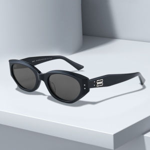 Korean Super Hot Selling Cat Eye Retro High-end Mens and Womens Small Frame Fashionable Sunglasses
