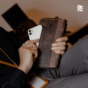 Dompet Panjang 2 Resleting Pria Handbag Kulit Sapi Jenis Crazy Horse Vintage Maskulin Keren Mewah Fungsional Branded Multi Kompartemen Pouch HP 16 Slot Kartu Ruang Resleting Koin Bawa Banyak Uang Tunai Benicio REVEN Untuk Bisnis Kerja