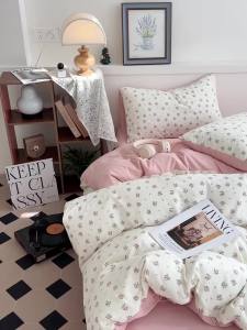 Bow tie duvet cover four-piece bedding set A Washable Cotton Quilt Cover Bed Sheet Double Dormitory Student Three-Piece Set LZD