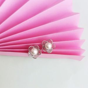 Bông tai nụ hoa mai hạt châu trắng đeo sát tai cao cấp thời trang khuyến mãi
