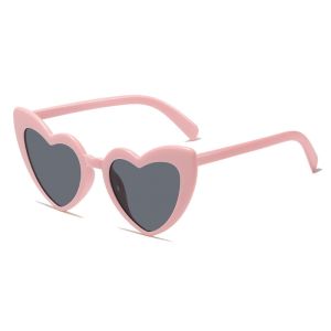 Retro Love Heart Sunglasses Women Fashion Oversize Shades Summer Travel Sunshade Glasses
