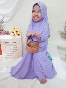 Baju anak perempuan muslim Gamis set hjab kerudung terbaru