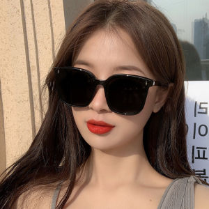 Local Seller New Sunglasses women Mens new summer Korean version of the retro sunglasses anti-UV ins big face thin 121