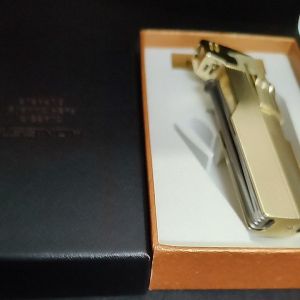 Honest Normal Flame Lighter BCZ1002-1