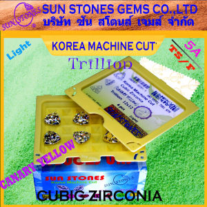 CZ Trillion 5AAAAA KOREA MACHINE CUT CANARY YELLOW Light เพชรรัสเซียพลอยสามเหลี่ยม สีเหลืองอ่อน (Trillion Cut Diamond CZ)