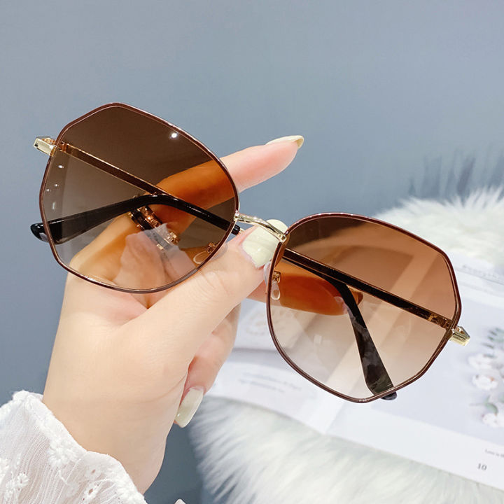 IMPALA PG1638W Fashion Sunglasses for Women Korean Style Polarized