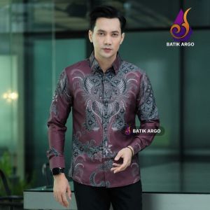 BATIK ARGO Nareswara Burgundy Kemeja Batik Pria Slimfit Lapis Furing Lengan Panjang