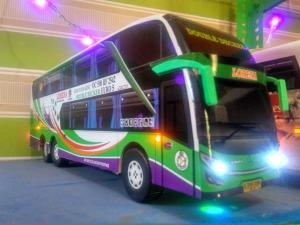 Miniatur bus bis Lorena double decker + Lampu