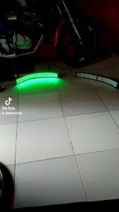 Strobo Profesional 4 Baris 4 Channel: Penerangan Indoor & Panggung
