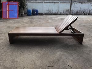 เตียงสระน้ำไม้สัก เตียงชายหาดไม้สัก เตียงอาบแดด