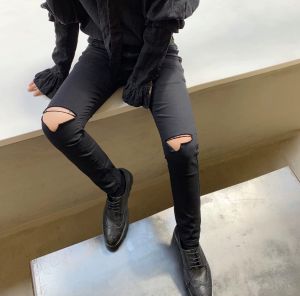 Quần Skinny Jeans Nam AMILY Màu Đen Rách Gối xẻ phong cách có dáng slimfit ôm côn vừa tầm