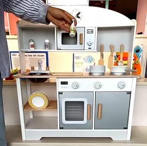 BabyHouse Wooden Kitchen Playset Kid Pretend Play Cooking Toy with utensils/ Mainan Dapur Kanak-kanak