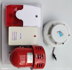 báo cháy báo khói tự động không dây đấu nối sẵn phát sóng radio của hãng Điện Tử Bình Minh hàng chính hãng