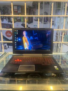 HP RTL8822BE (Intel i7-7GEN   8GB RAM   HHD 1TB SSD 128GB  GPU GTX 1050  WINDOWS 11 PRO /409