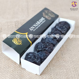 Kurma Ajwa Kemasan 7 Butir: Oleh-Oleh Haji & Umroh