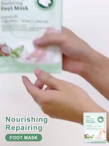 KOEC Mặt nạ dưỡng ẩm chân bằng sữa dừa chống nứt nẻ tẩy tế bào chết cho mùa thu đông 40g Xuất Khẩu