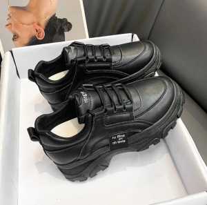 Sepatu Sneaker Wanita RulFine Korean Style TERBARU HITS 2023 / Sepatu Olahraga Wanita Sport Casual Import