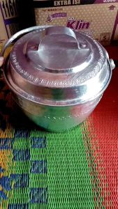 panci kastrol super tebal asli krajinan tangan kinclong anti karat anti lengket anti ttos tebal mencapai 3 ml ckup skali modal cantik bermodel batik ukuran masuk 1 kg beras lbih