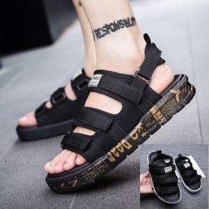 In stock Korean 3 Straps Sandals for Men Beach shoes Fashion Casual Outdoor Slippers Sandals