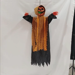 Sound Activated Pumpkin Skeleton Hanging Decoration With Light up LED Eye Scary Sound Effect for Yard Garden Decoration