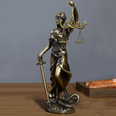 Pajangan Patung Dewi Keadilan Dewi Justicia Hiasan Patung 19CM Patina Gold