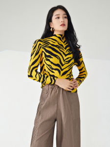 875 One Size (45-75kg) Sanzhai T-Shirt WomenS Zebra Print Long Sleeve Peplum Top Bottoming Shirt Spring