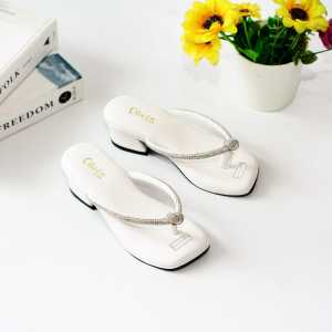 Sandal anak hak tahu 3 cm jepit permata - ALMA KIDS