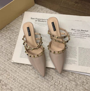 [Free Shipping] Pointed-Toe Chunky-Heeled High-Heeled Sandals 2026 Summer New Collection Studded Fashionable And Designed For Outdoor Wear With A Closed-Toe Style