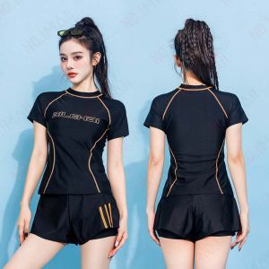 ชุดว่ายน้ำผู้หญิง ชุดว่ายน้ำเสื้อพร้อมกางเกง ขนาดสินค้า เสื้อรอบอก30นิ้ว ยาว20นิ้ว กางเกงรอบเอว24นิ้ว ยาว9นิ้ว (ขนาดก่อนยืด) สินค้าพร้อมส่ง