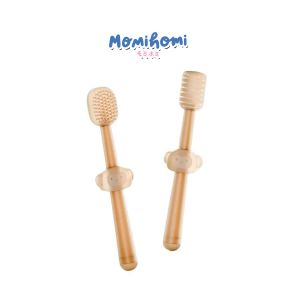 Momi Homi Silicone Baby Oral Care Plus Box BPA FREE ( 3066 & 3067 ) Teether Pembersih Mulut Anak Bayi 2 in 1 Dan 3 in 1 Food Grade Aman Untuk Anak Bayi Perawatan Sikat Lidah Dan Gigi Anak