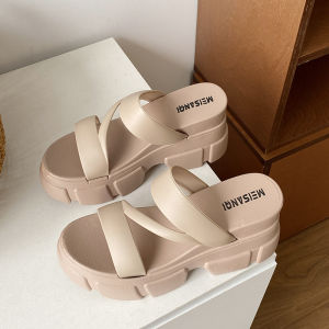 NQshop สินค้าแนะนำ รองเท้าเเฟชั่นเกาหลี เสริมส้นดูมีมิติ เรียบง่ายใส่สบาย สายเเฟชั่นไม่ควรพลาด นํ้าหนักเบา ราคาถูก หากสนใจรีบซื้อเลย สุดคุ้ม