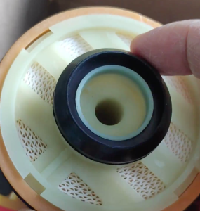 MADE in JAPAN SHENZO Element Fuel Filter for Toyota Hilux D4D KUN25 KUN26 Hiace KDH200 Fortuner KUN50 KUN51 Diesel Filter 23390-YZZA1/23390-0L041