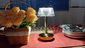 ◎ Beseyun ◎ Table Lamps Crystal Mushroom Table Lamp USB Rechargeable Acrylic Decoration Desk Lamps Creative Bedside Bedroom Night Light Touch Charging Bar Atmosphere Light LED Lamps Fixtures Gift Night Light