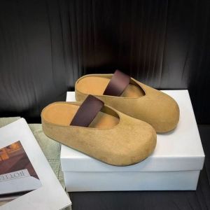 Free Shipping WomenS Thick-Soled Height-Increasing Breathable Slip-On Shoes New Autumn 2026 Style With A Closed-Toe Design And Half-Slipper Style