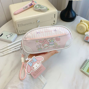 🎀 มาจ้าาา วันนี้มาพบกับสารพัดของกุ๊กกิีกอีกแล้ว กระเป๋าใส่ดินสอ เครื่องสำอางค์ ลายการ์ตูน งานแท้ มีช่องซิป 2 ช่อง ขนาด 22×11×5 cm