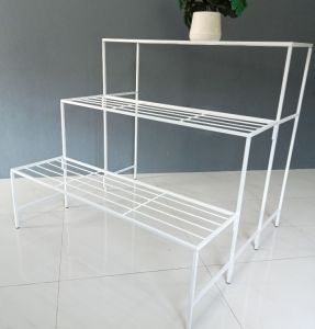 ชั้นวางต้นไม้แบบประกอบจิ๊กซอว์  ขนาดยาว120ซ.ม สามชั้น  ควรเลือนลงอ่านข้อมูลเพิ่มเติมข้างล่าง