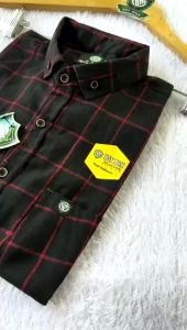 Desain Kemeja Wanita Flanel Kotak Hitam Trendy