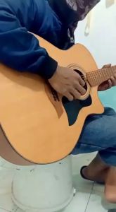 Gitar Cort Castum Akustik Elektrik Neck Wutuh Tanpa Sambungan n Tanam Besi Dobel Eksen Original Full Bonus n Garansi Penuh Buktikan Kwalitas terbaik Di Toko Kami